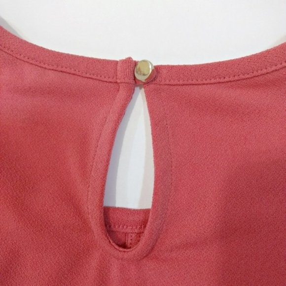 Ann Taylor Sleeveless Caree Blouse Pink Keyhole Neckline Size Small - Picture 4 of 8